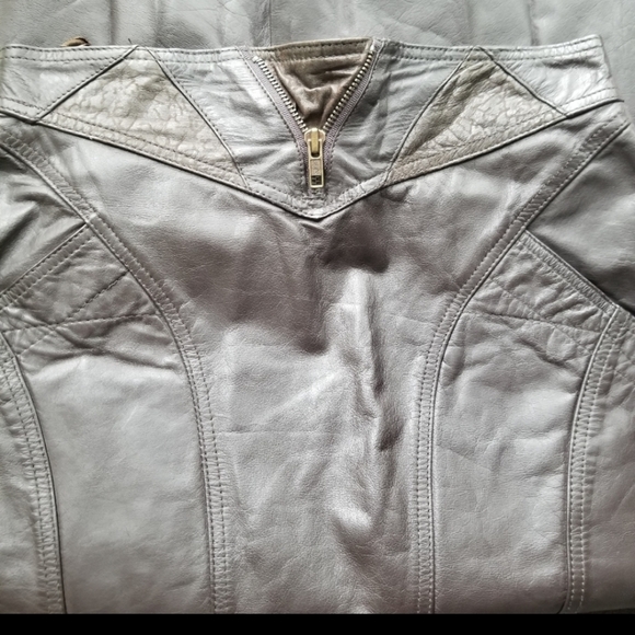 Faux leather skirt - Picture 5 of 11